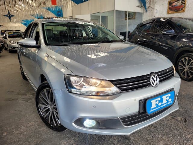 VOLKSWAGEN JETTA 2.0 TSI HIGHLINE 211CV GASOLINA 4P TIPTRONIC — foto 1